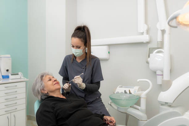 Best Walk-In Emergency Dental Services in Lauderdale Lakes, WI